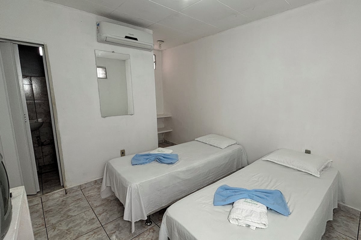 Phòng đôi hoặc 2 giường đơn Economy | Truy cập Internet không dây miễn phí