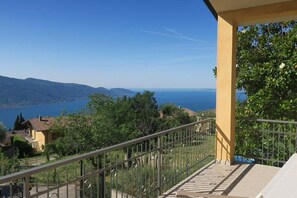 Terrace/patio - Villa Arianna (Gardola)