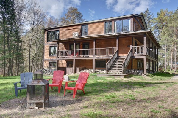 Unclassified image, 1 of 17, button