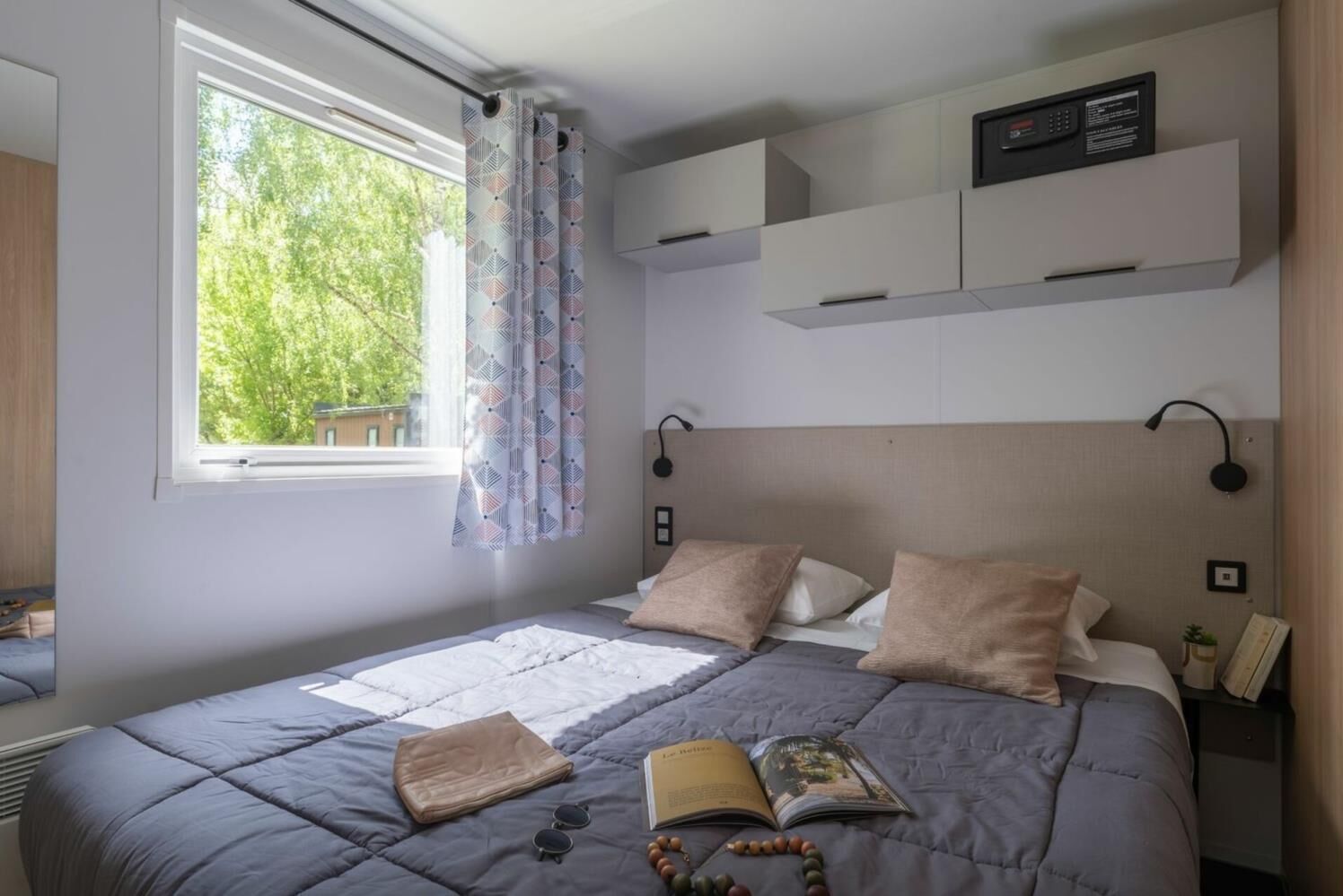 2 bedrooms, Internet, bed sheets