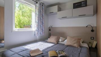 2 bedrooms, Internet, bed sheets
