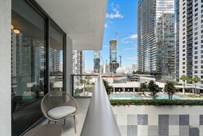 Property grounds - Steps to FIFA Fan Fest | World Cup | 2BR & Pool (Miami)