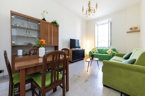 Living area - MARINA Beachside Apartment in the center Ostia Rome (Lido di Ostia)