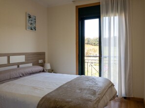 2 Schlafzimmer, Bügeleisen/Bügelbrett, Internetzugang, Bettwäsche