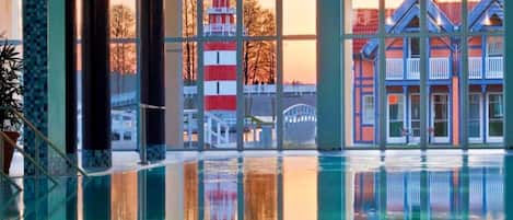 Apartment | Pool | Indoor pool, outdoor pool