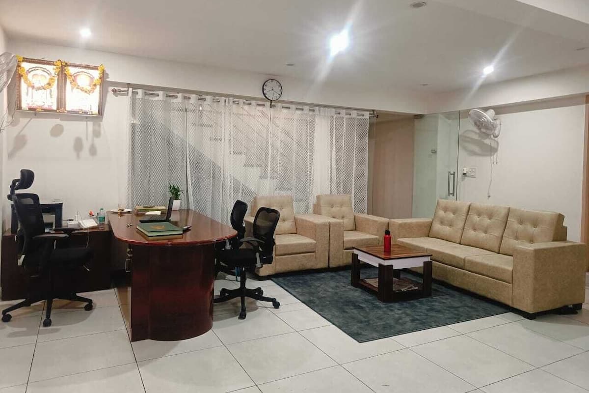 Quarto casal ou duplo luxo | Saguão