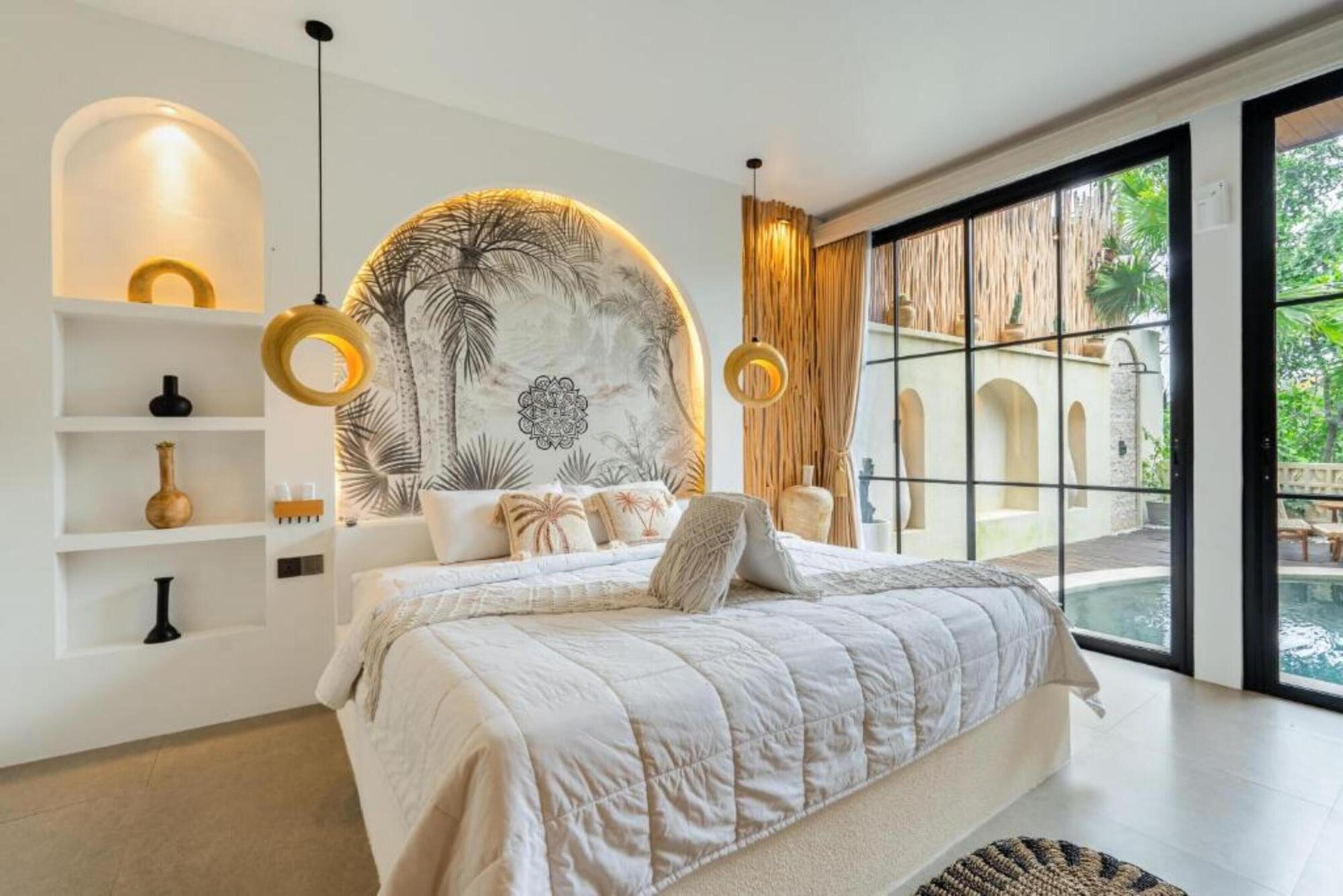 Vila luxo, varanda, vista para a piscina | Frigobar, roupa de cama