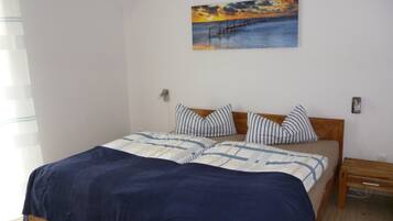 3 Schlafzimmer, BĂŒgeleisen/BĂŒgelbrett, WLAN, BettwĂ€sche