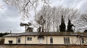 Exterior - Deandale Stays (Wilmslow)