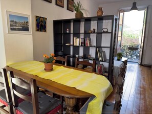 Dining - The house on the harbor, Major: central, partial lake view, parchegggio (Mombello)