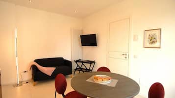 Superior Apartment, Balcony, Tower | Interior