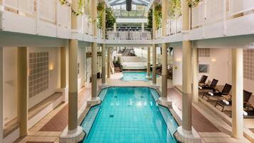 Lägenhet | Pool | Inomhuspool och utomhuspool