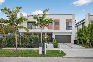 Exterior - Tarpon River Enclave - New Build (Fort Lauderdale)