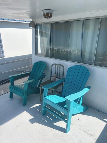 Billfish: 1-bedroom house boat in perfect Islamorada with AC