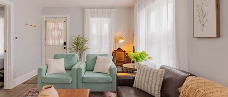 Televisión y chimenea