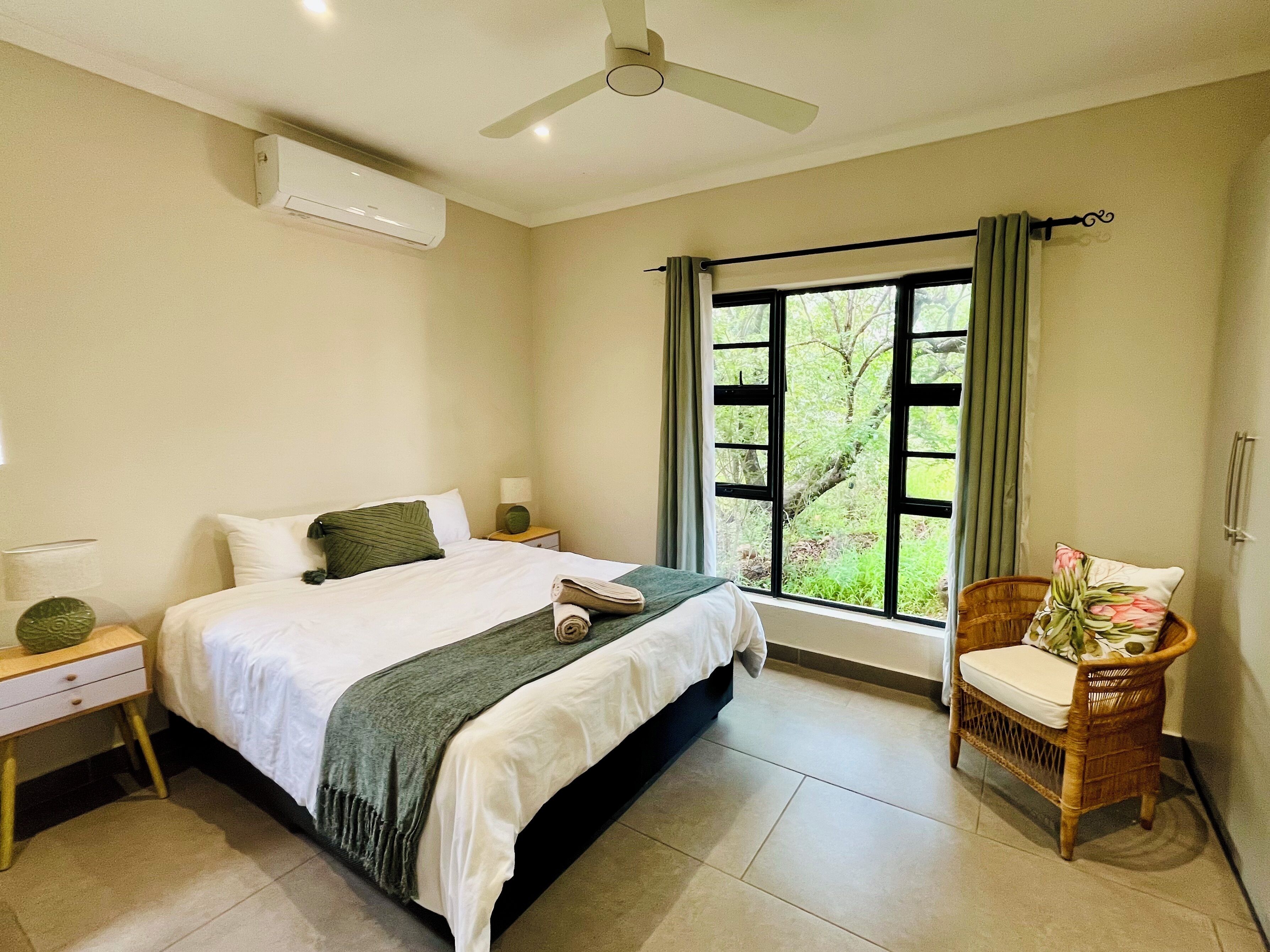 3 chambres, fer et planche à repasser, accès Internet, draps fournis