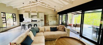 'The Nest on Blyde' - Luxurious vacation home in the South African bush