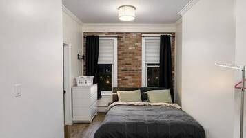 1 chambre, bureau, fer et planche Ă repasser, accĂšs Internet