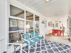 Outdoor dining - 3BR Waterfront Home | Private Dock, Views & Porch (Fenwick Island)