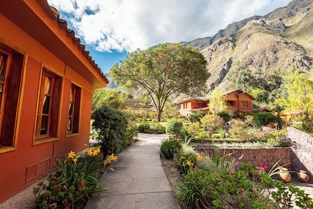 Property grounds. Tierra Viva Ollantaytambo