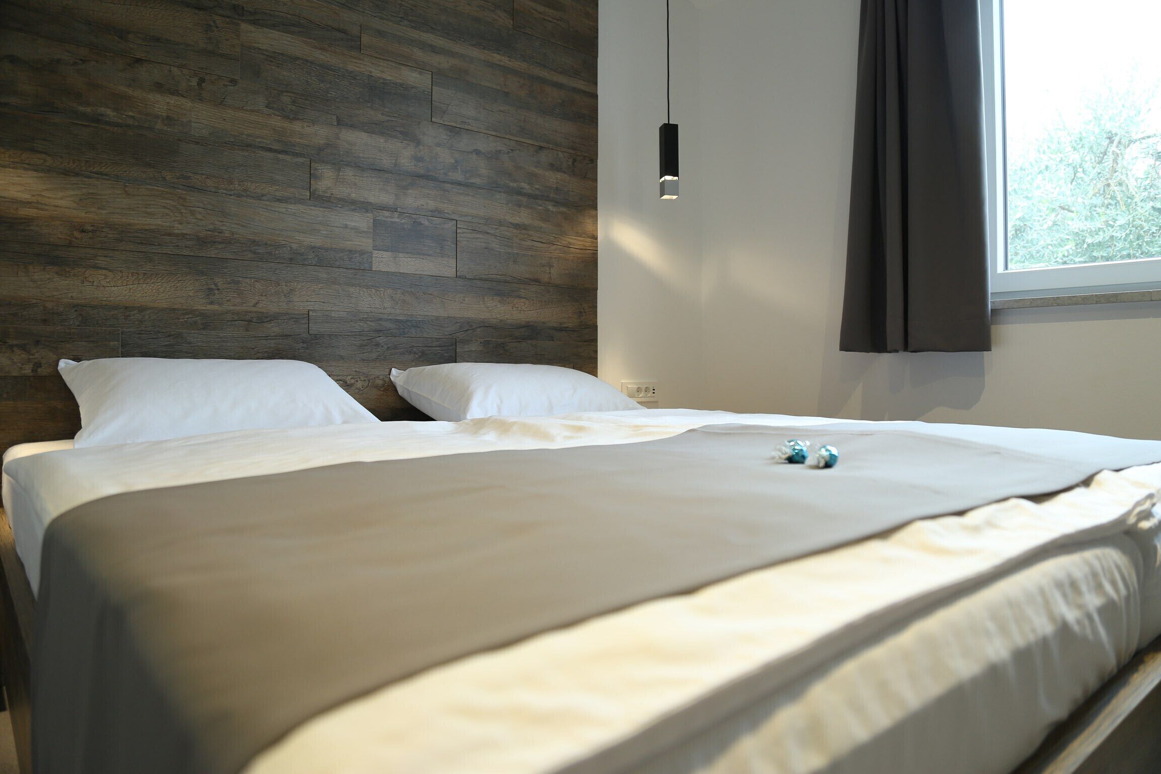 2 habitaciones, cuna de viaje, wifi gratis y ropa de cama 