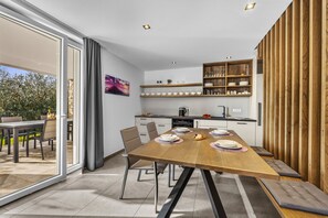 Dining - Lavanda Harmony Apartment (Pomer)