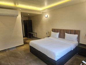 Free WiFi - Shahenshah Hotel  (Prayagraj)