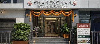 Shahenshah Hotel 