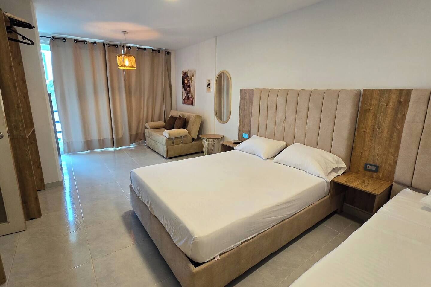 スタンダード アパートメント パティオ レイクビュー | 遮光カーテン、アイロン / アイロン台、WiFi (無料)