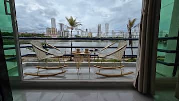 Standard Studio, Balcony, Lake View | Property grounds