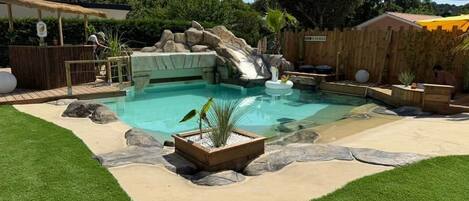 Ulkouima-allas, lämmitetty uima-allas