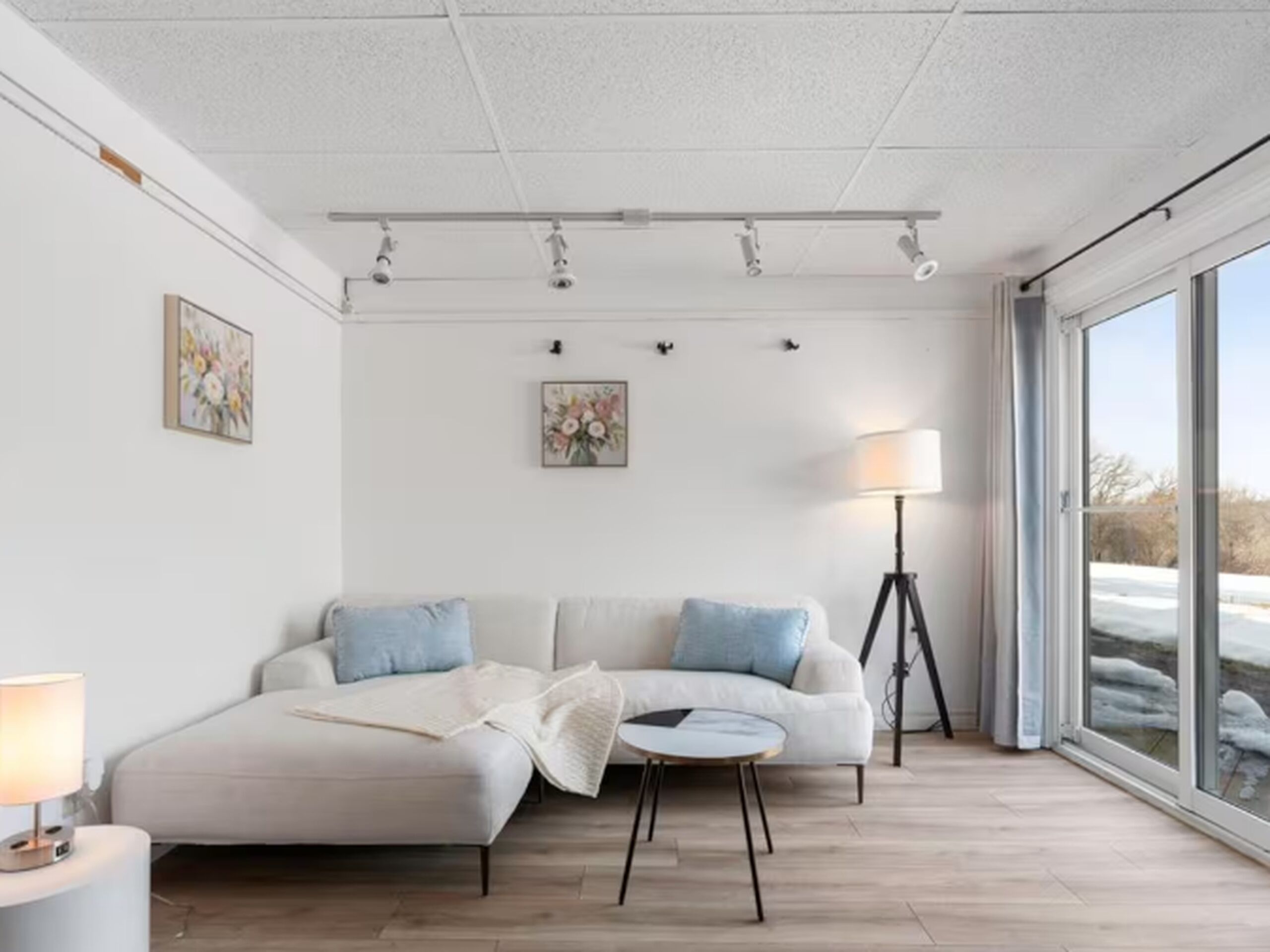 TV connectée, cheminée, baby-foot