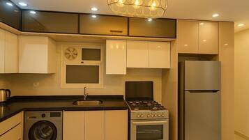 Fridge, microwave, oven, stovetop