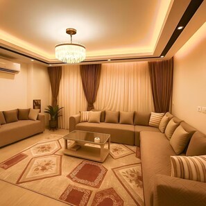 Smart TV - One Katameya Modern Apartment with Prime Location (Cairo Governorate)