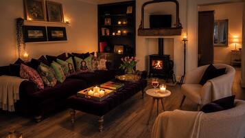 Cottage | Living area