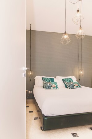 Bügeleisen/Bügelbrett, WLAN, Bettwäsche