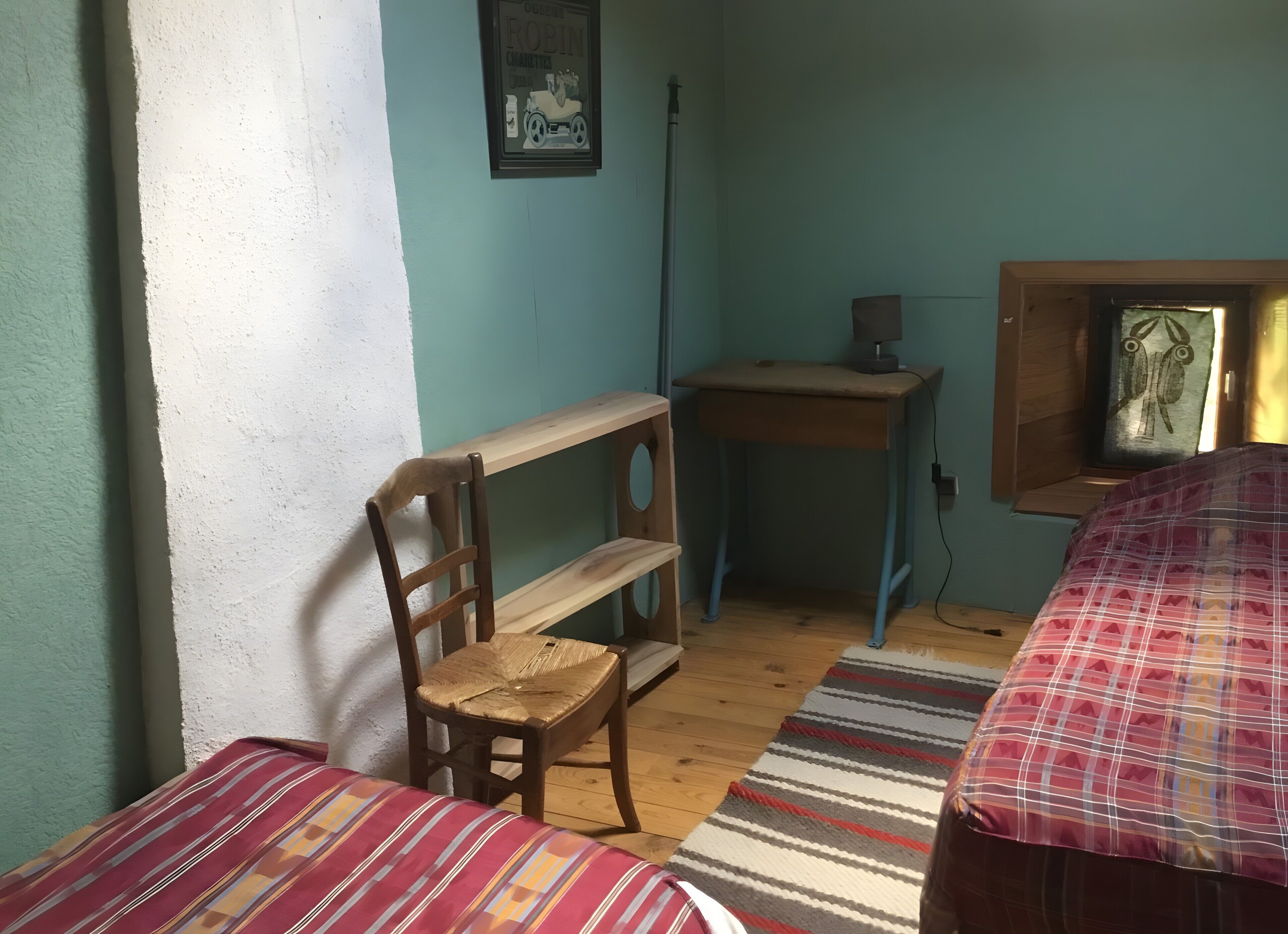 4 slaapkamers, een strijkplank/strijkijzer, wifi