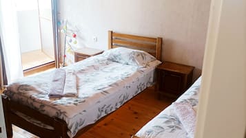 Hus, balkong, byutsikt | Strykejern/-brett og wi-fi (inkludert)