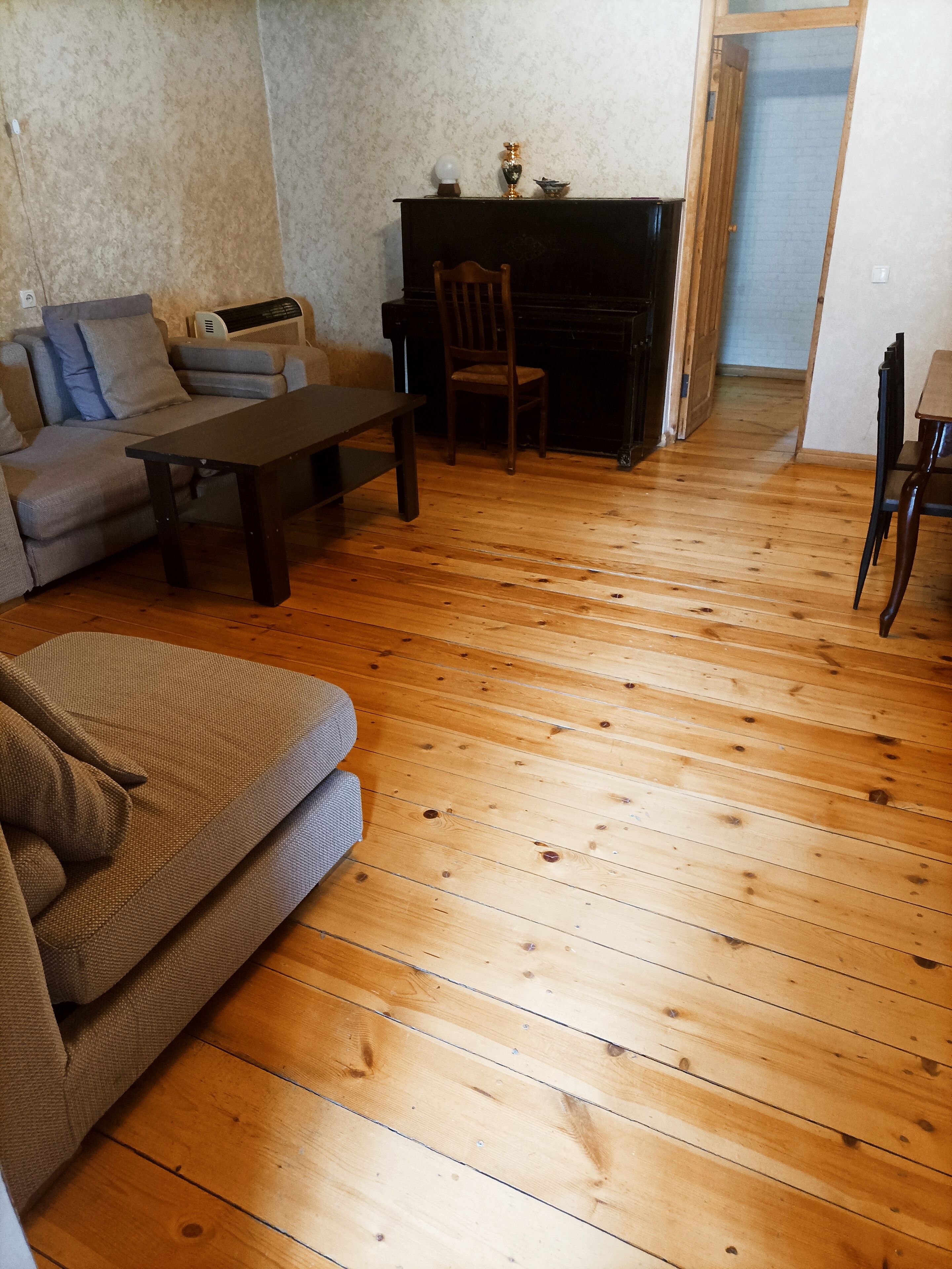 Hus, balkong, byutsikt | Oppholdsområde