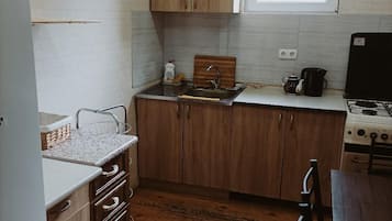 Hus, balkong, byutsikt | Eget kjøkken