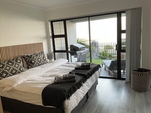 3 chambres, fer et planche à repasser, Wi-Fi gratuit, draps fournis