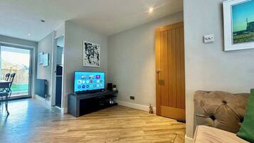 TV, offices