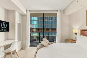 Studio, City View | Free WiFi - Condo City Crosby (Miami)