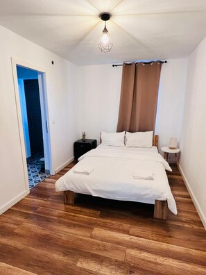 Bügeleisen/Bügelbrett, Internetzugang