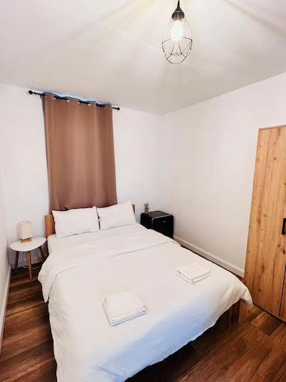 Master Adventure Guest House in delightful Vadu Crișului with AC