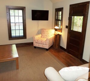 TV, fireplace, offices