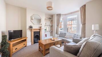 TV, fireplace, offices