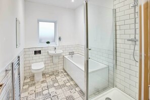 Shower, towels