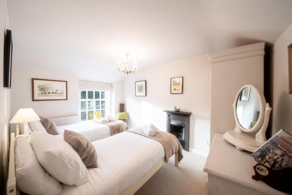 2 多间卧室、WiFi、床单