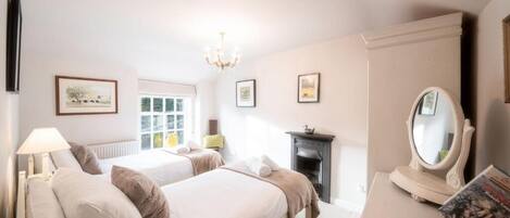 2 多间卧室、WiFi、床单